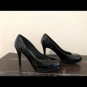 Black Christian Siriano heels